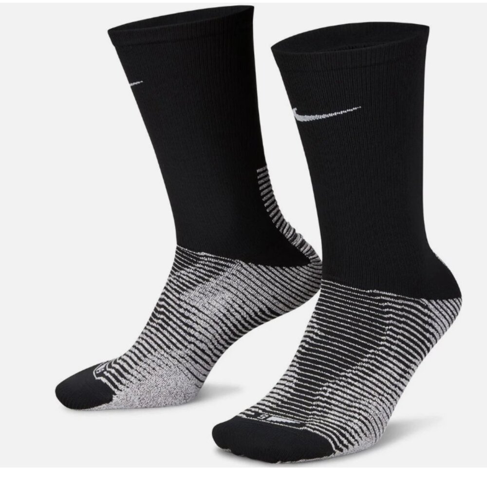 NWT Nike Vapor Strike Athletic Crew Socks - Black & White - M size 8 - 9.5